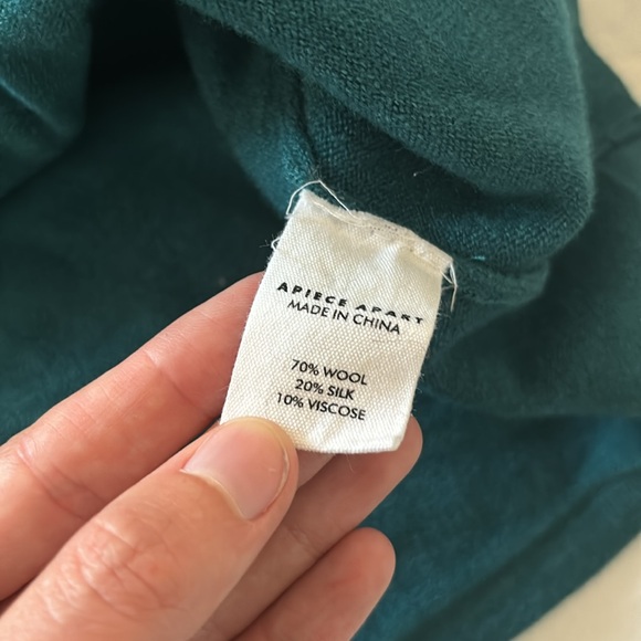 APiece apart sweater - Picture 4 of 4